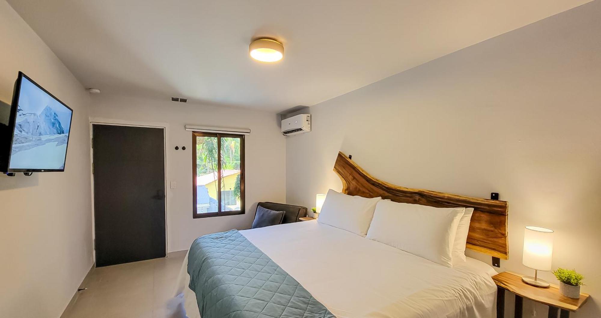 Anika Boutique Suites Coco Kültér fotó