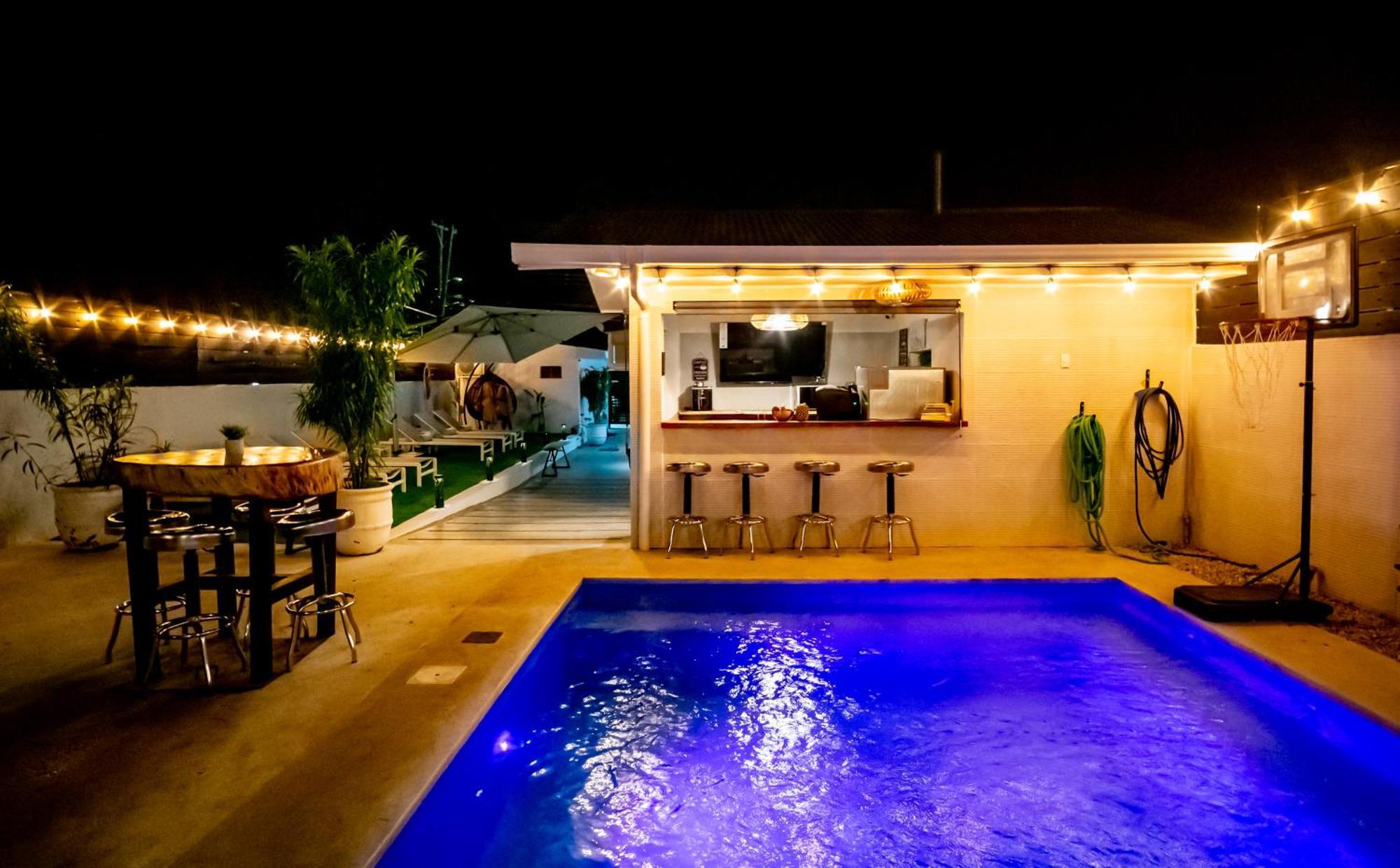 Anika Boutique Suites Coco Kültér fotó